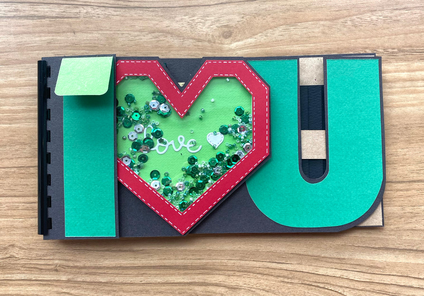 I♥U Scrapbook Shaker Heart
