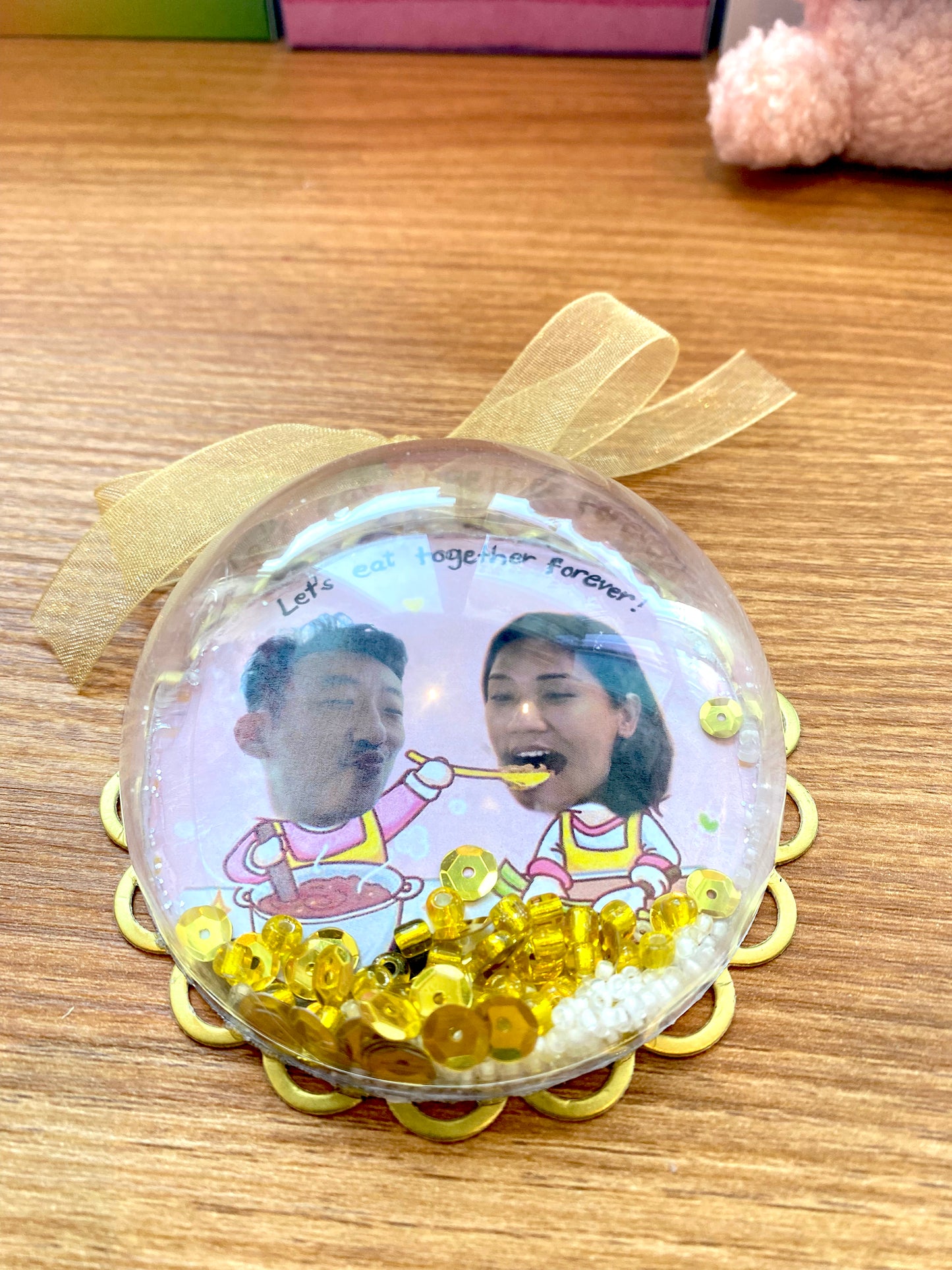 Personalized Image in plastic ornament